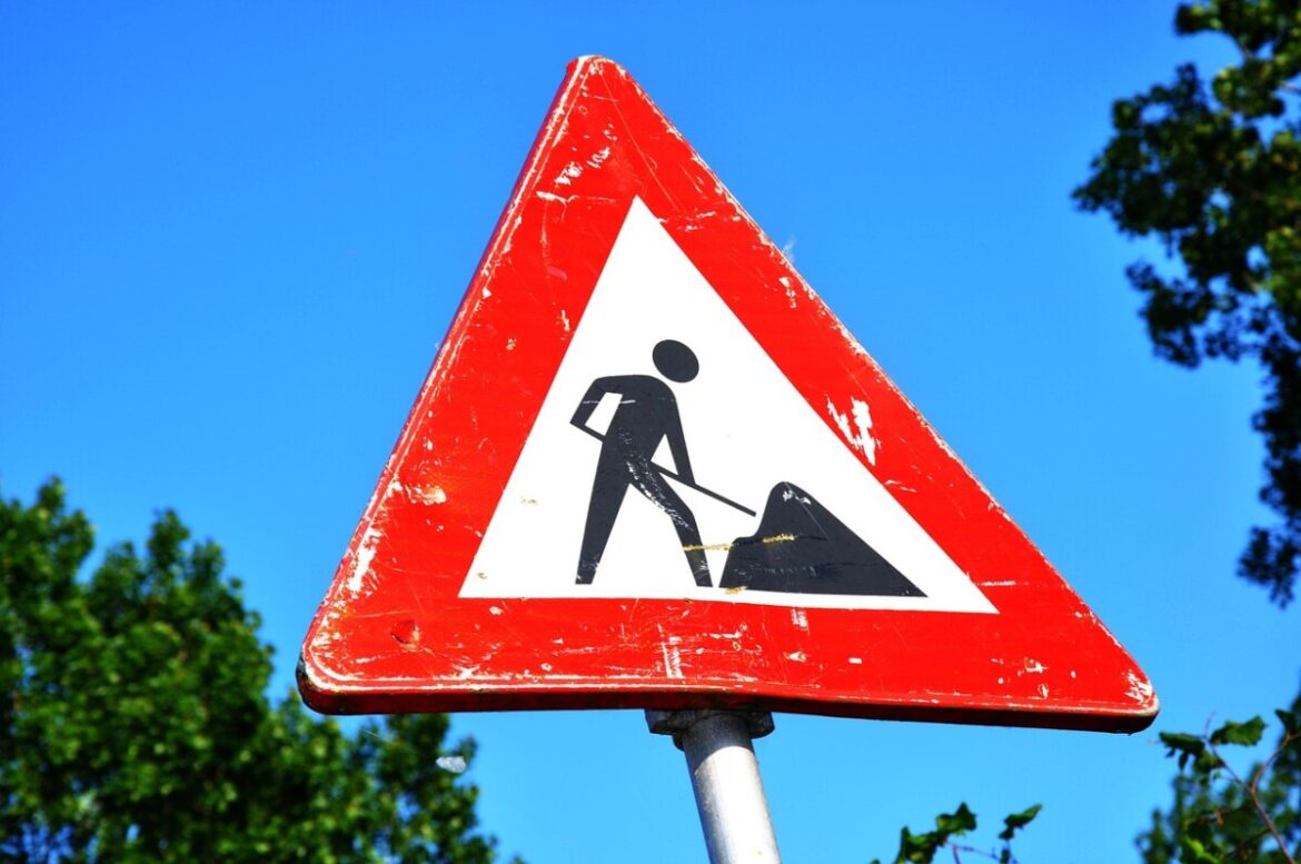 traffic-sign-1443060_1280 grottaferrata